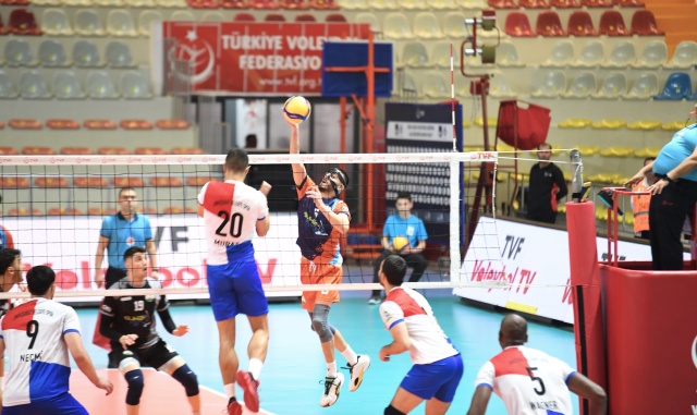 Osmangazi Belediyespor Mücadelesiyle Alkış Aldı