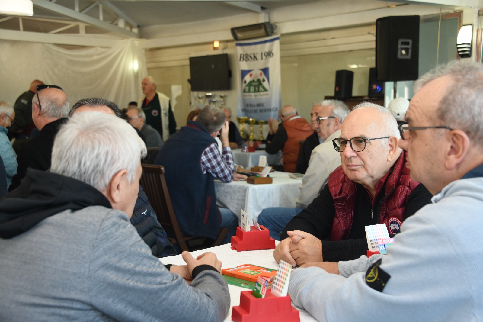 Osmangazi’de Briç Turnuvası Göz Doldurdu