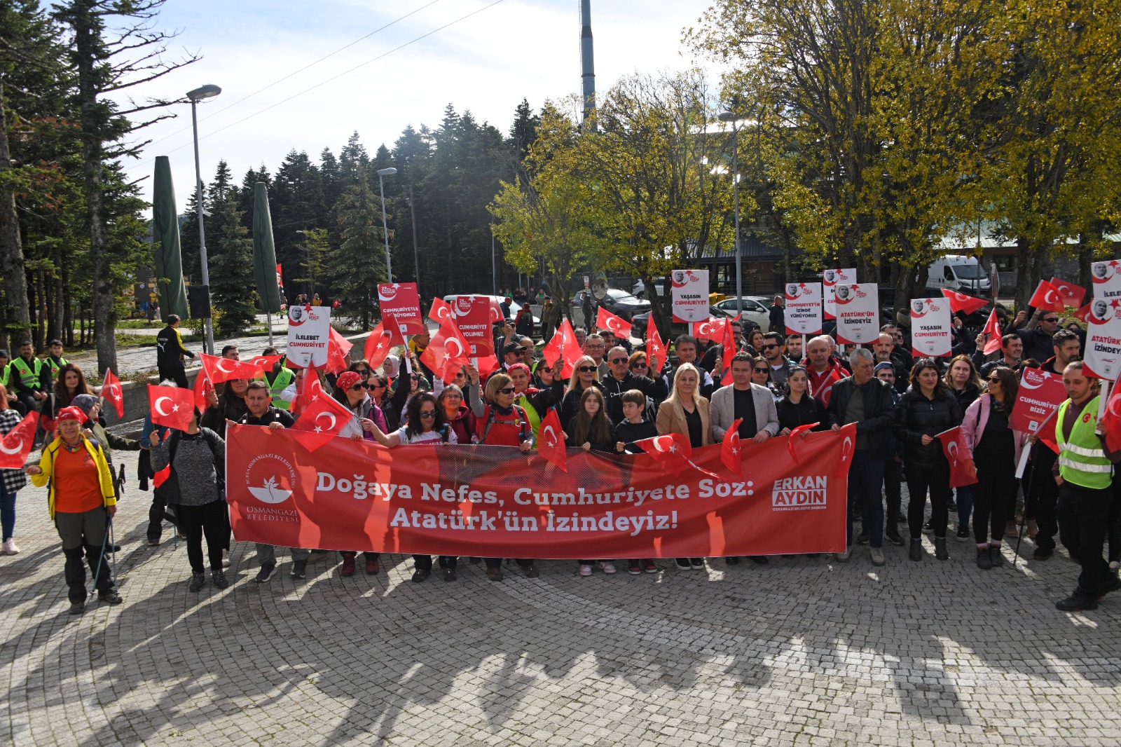 Osmangazi’de Doğanın İçinde Cumhuriyetin İzinde Yürüyüşü