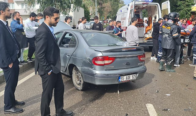 Otomobil, yayaya yol vermek için duran otomobile çarptı: 3 yaralı