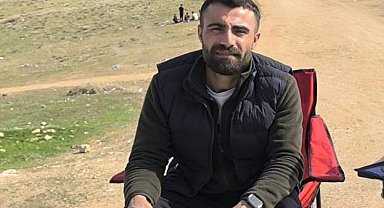 Otomobille çarpışan motosikletin sürücüsü öldü