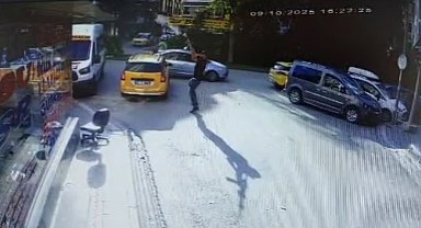 Oyun salonuna pompalı tüfekli saldırı kamerada