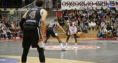 Pallacanestro Trieste - Galatasaray MCT Technic: 90-91