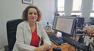 Prof. Dr. Ayyıldız: İnternet kullanımı aile çocuk ilişkisinde çatışmaya yol açıyor