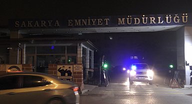 Sakarya merkezli 9 ilde sahte borsa uygulamasıyla dolandırıcılık operasyonu: 13 tutuklama
