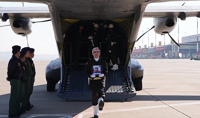 Şehit askerin cenazesi Gaziantep'e getirildi