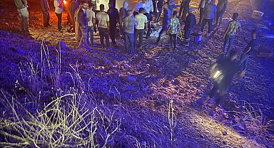 Siirt'te fıstık işçilerini taşıyan minibüs ile hafif ticari araç çarpıştı: 7 yaralı