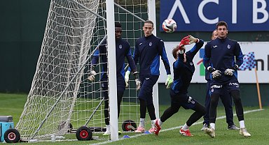 Trabzonspor'da Çaykur Rizespor maçı hazırlıkları sürüyor