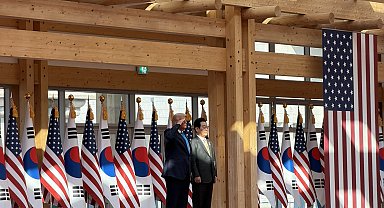 Trump, Güney Kore Devlet Başkanı Lee ile görüştü