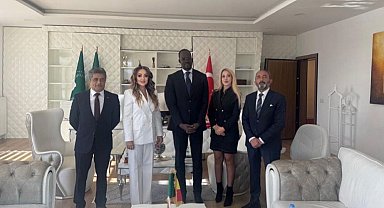 ULUSKON Başkanı Atasoy, Senegal Büyükelçiliği'ni ziyaret etti