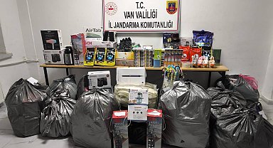 Van'da 1,2 milyon TL değerinde gümrük kaçağı malzeme ele geçirildi