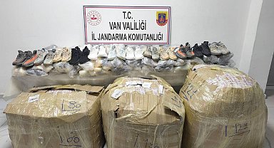 Van'da 2 milyon 446 bin liralık kaçak eşya ele geçirildi