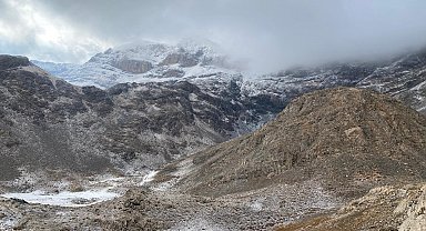 Van'ın yükseklerine kar yağdı