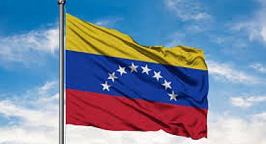 Venezuela: Ülke kıyılarına yakın bölgede 5'ten fazla savaş uçağı tespit edildi