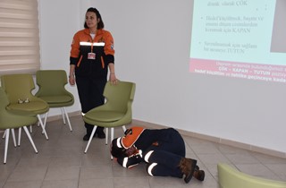 Yaşlı Konukevi’nde Afet Eğitimi