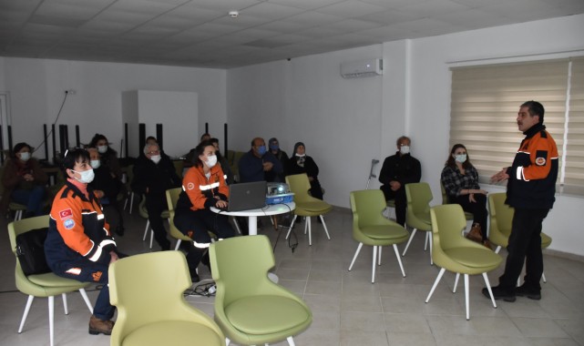 Yaşlı Konukevi’nde Afet Eğitimi