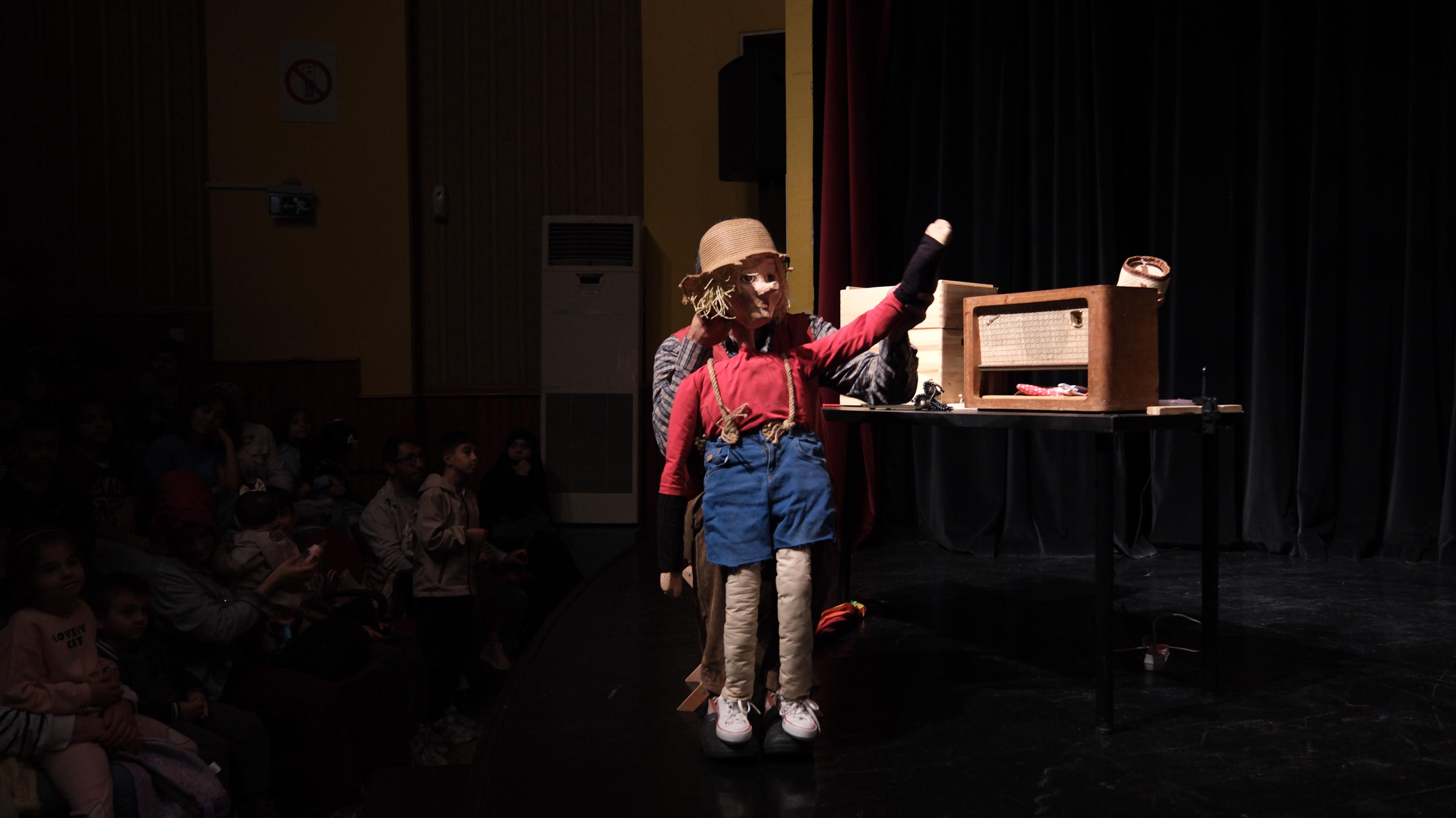 Yıldırımlı Çocuklar Tiyatroya Doyacak