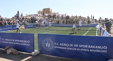 Zerzevan Cup 2025'in lansmanı tarihi Zerzevan Kalesi'nde yapıldı