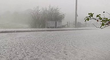 Zonguldak'ta dolu etkili oldu