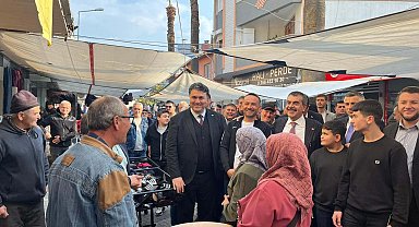 Bakan Tekin esnafı ziyaret etti, vatandaşlarla sohbet etti