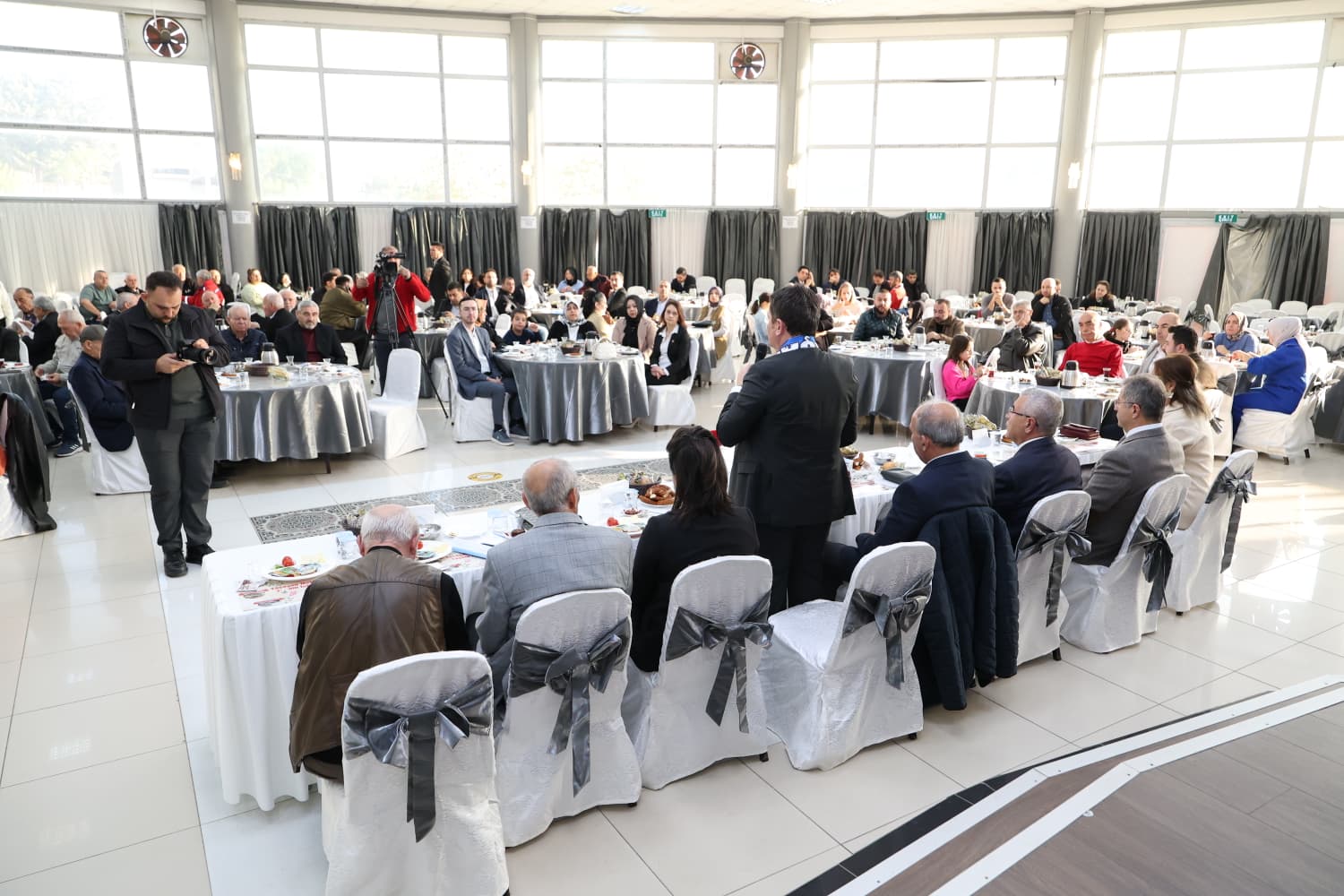 Başkan Aydın’a Ovaakça’da Hizmet Teşekkürü