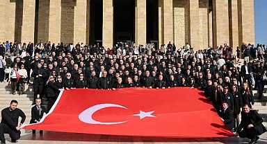 Başkan Bozbey ve Bursa Büyükşehir’den Anıtkabir’e ziyaret