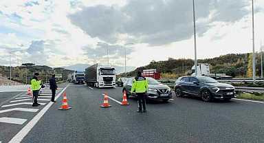 Bursa’da feci kaza! Sürücü canını zor kurtardı…