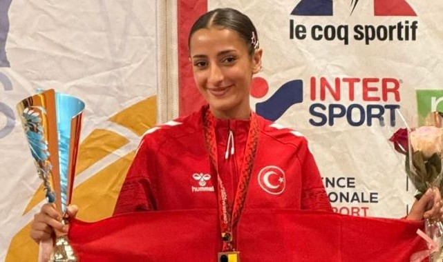 Büyükşehir Belediyesporlu Nazmiye Ak dünya üçüncüsü