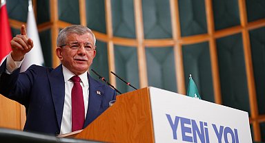 Davutoğlu: Ne bir makamın ne de adaylığın peşindeyim