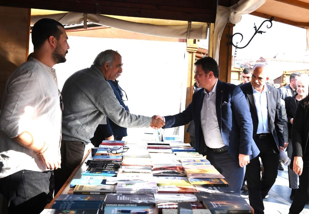 Edebiyatın Kalbi Osmangazi’de Atıyor