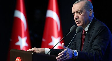 Erdoğan: Türkiye bu seviyedeki siyaseti hak etmiyor