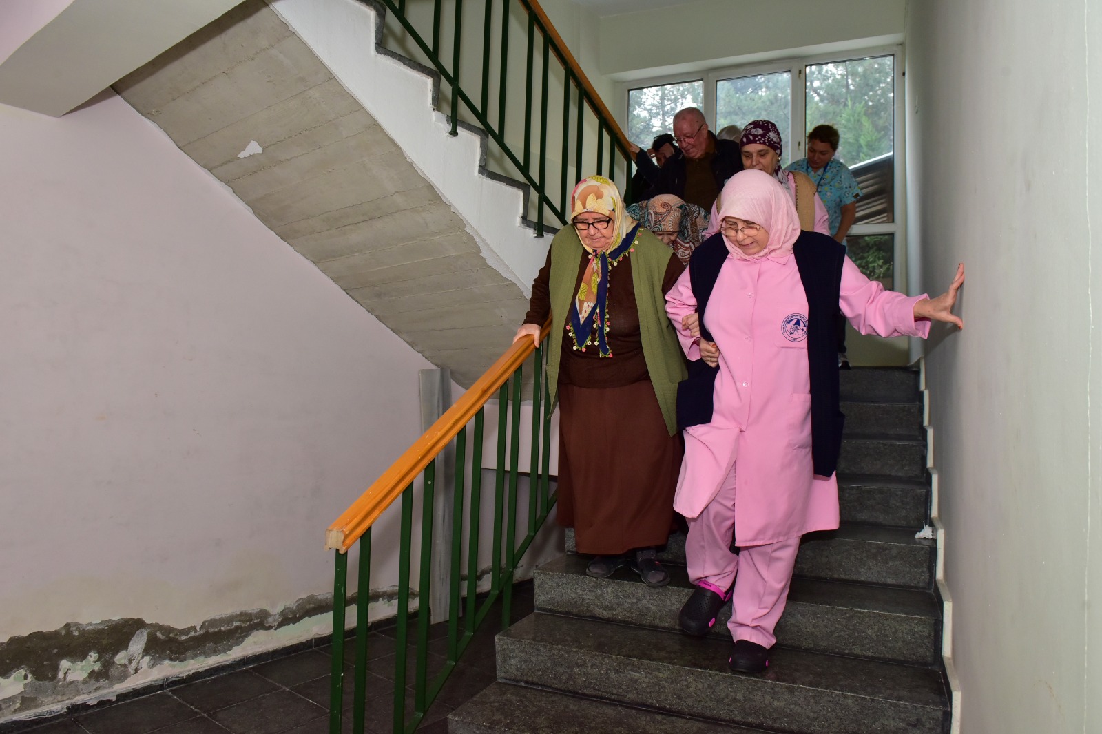 Huzurevinde deprem ve yangın tatbikatı