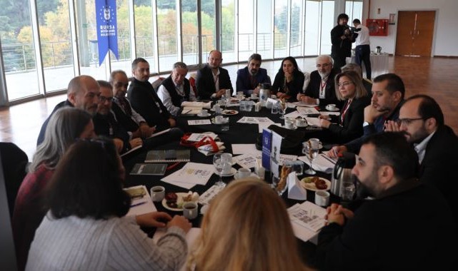 Karagöz’ün mirası Bursa’da yaşatılıyor