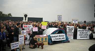 Mağdurlar gökyüzüne siyah balon bıraktı