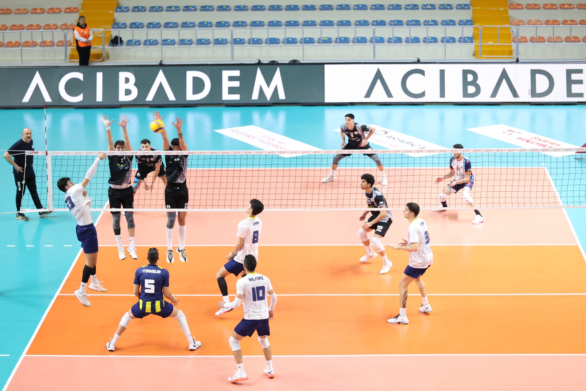 Osmangazi Belediyespor İyi Mücadele Ettiği Karşılaşmayı 3-1 Kaybetti