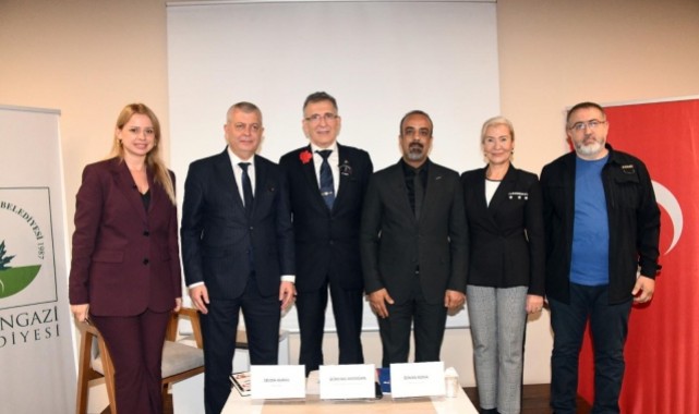 -	Osmangazi’de “Atatürk'ün Yaşamı, Düşünceleri ve Cumhuriyet Mirası” Paneli