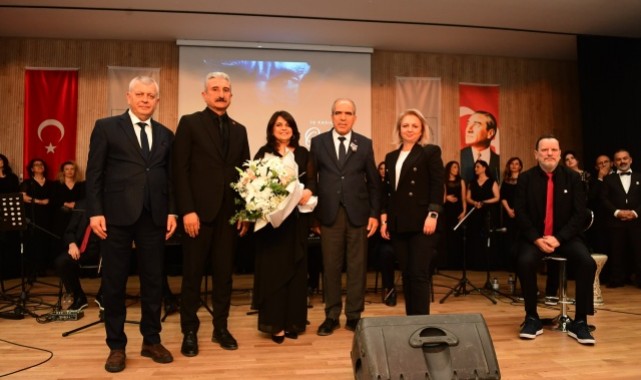 Osmangazi’de Ulu Önder Sevdiği Türkülerle Anıldı