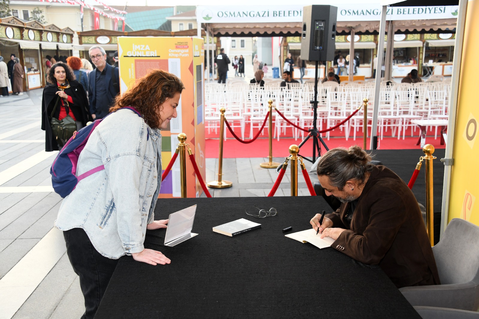 Osmangazi Edebiyat İle Nefes Alıyor