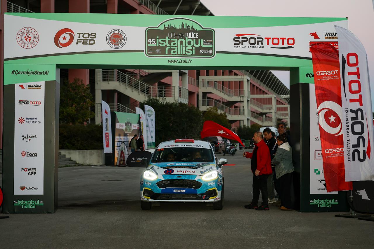 Osmangazi’nin Gururu İstanbul Rallisi’nde Podyuma Çıktı