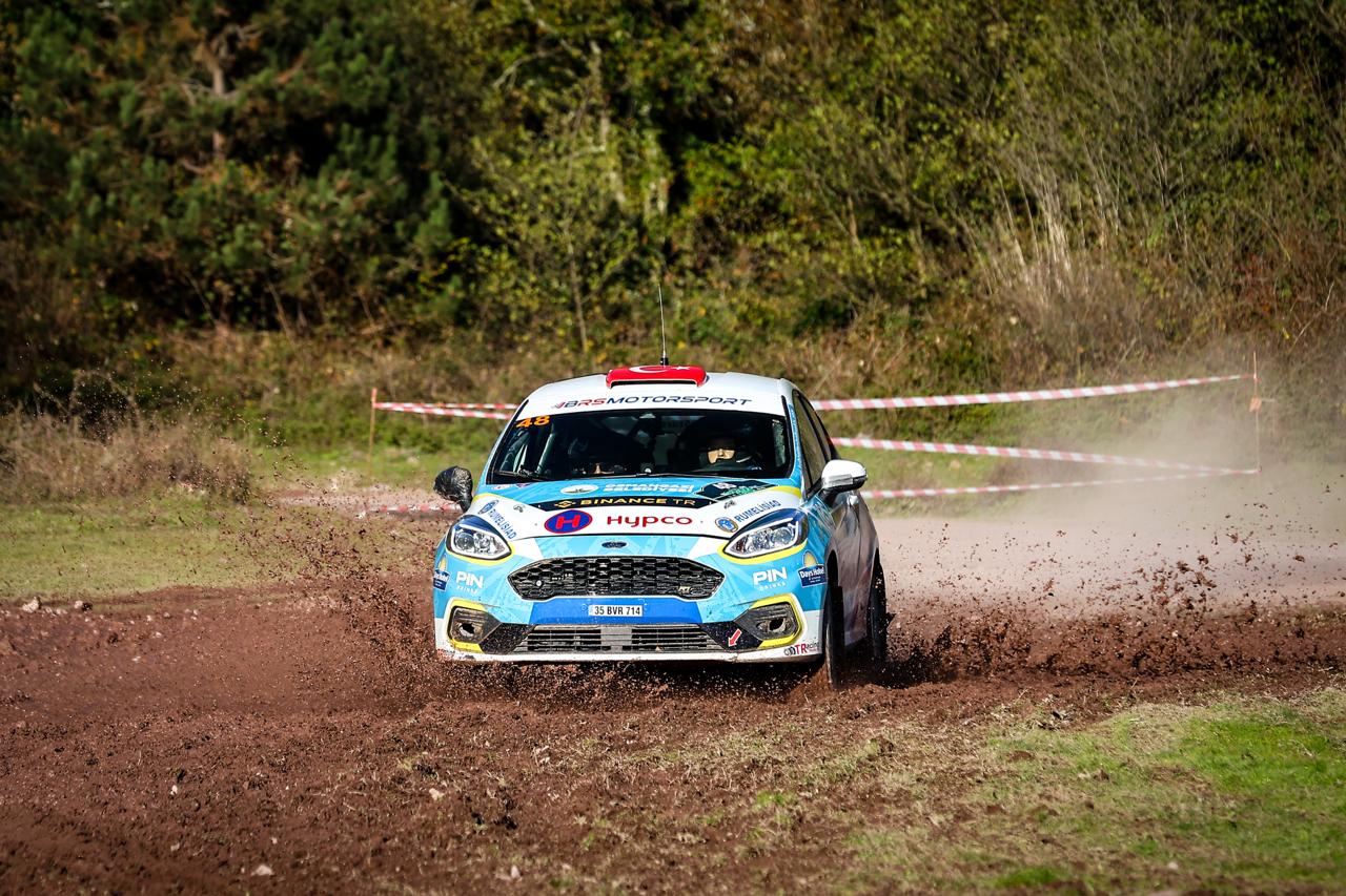 Osmangazi’nin Gururu İstanbul Rallisi’nde Podyuma Çıktı