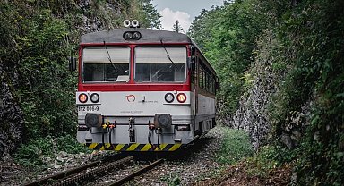 Slovakya'da tren kazası: 30 yaralı