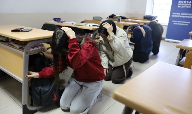 YKS Hazırlık Merkezi’nde deprem ve tahliye tatbikatı