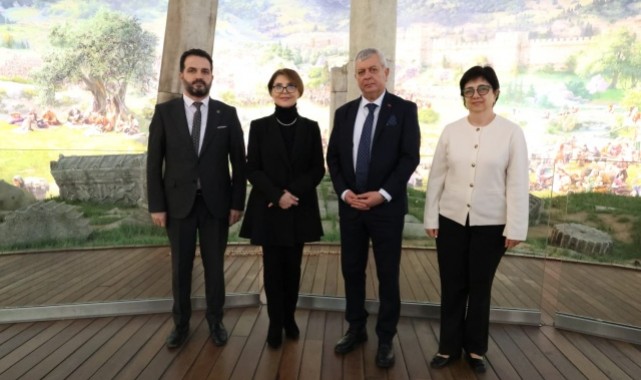 Bakan Bolkvadze Panorama 1326’da Tarihe Yolculuk Yaptı