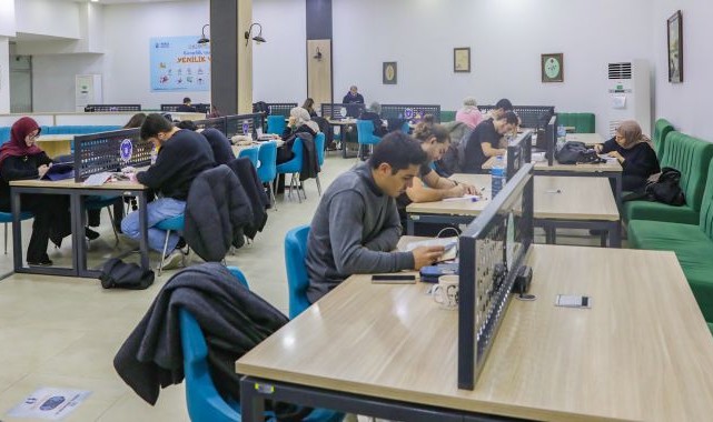 Bursa Büyükşehir, gençlerin yanında