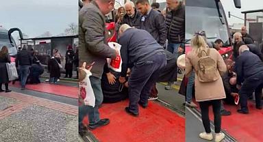 Bursa’da tramvay yayaya çarptı