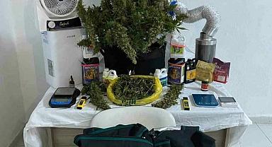 Bursa’da zehir tacirlerine darbe üstüne darbe