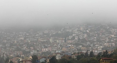 Bursa, yağmur ve sise teslim