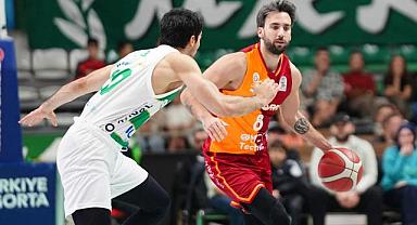 Bursaspor potada Galatasaray’ı devirdi