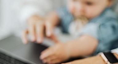 Doğum izni süresi 24 haftaya çıkıyor