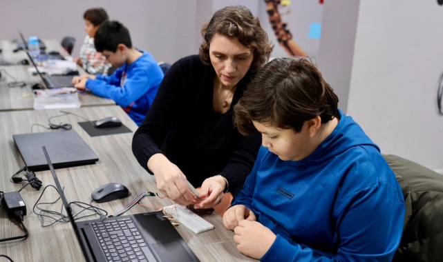 Gemlik’te Çocuklar Robotik Kodlama Öğreniyor